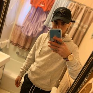 Meet your Posher, Elijah